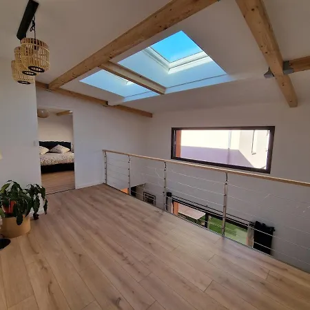 Maison Neuve 116m2, Climatisee, Wi-fi * Oullins